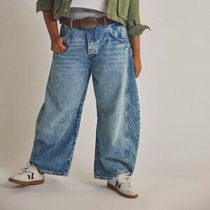 Free People Barrel Jeans - size 24